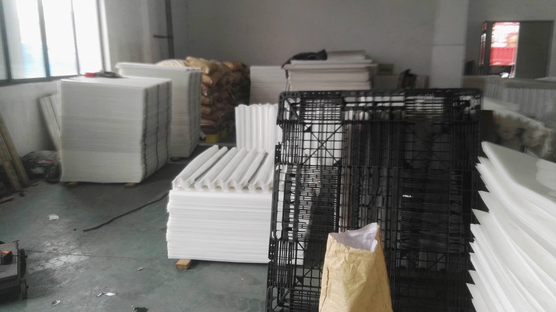 六角蜂窩<a href='http://www.0333027.cn/jstl/60.html' target='_blank'><u>斜管填料生產廠家</u></a>